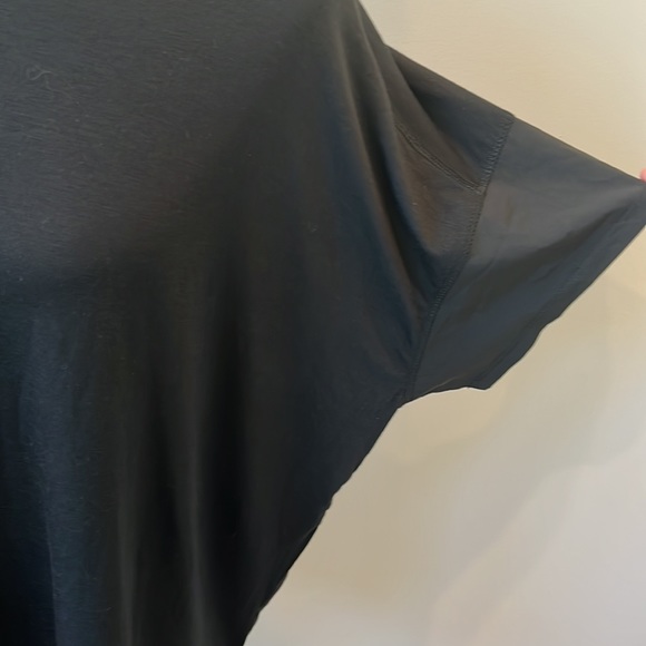 Champion Black T-Shirt - Picture 2 of 5